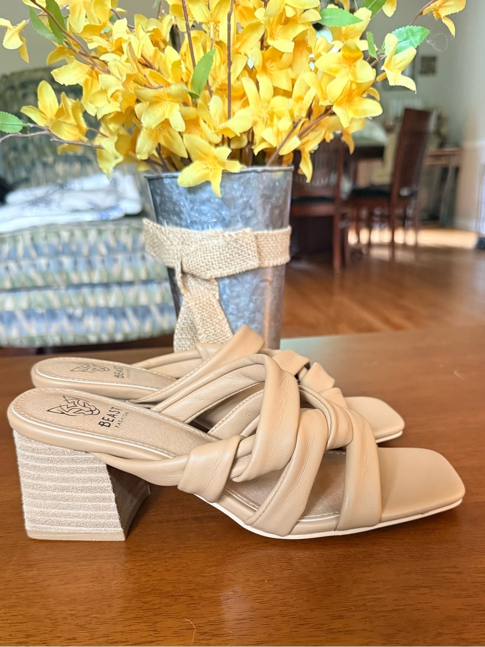 New nib tan sandals slides heels beast so adorable and comfy! All sizes